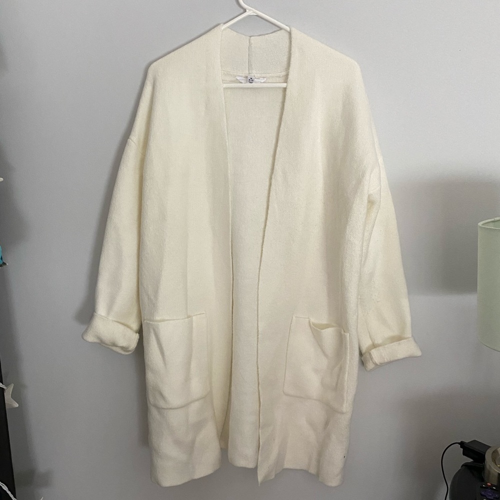 Long knit white cardigan